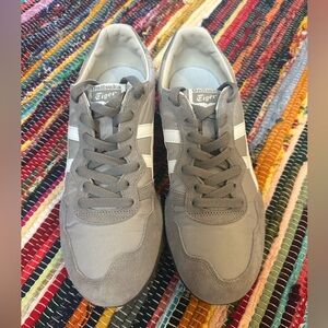 Onitsuka Tiger by Asics Men's Gray and White Sneakers